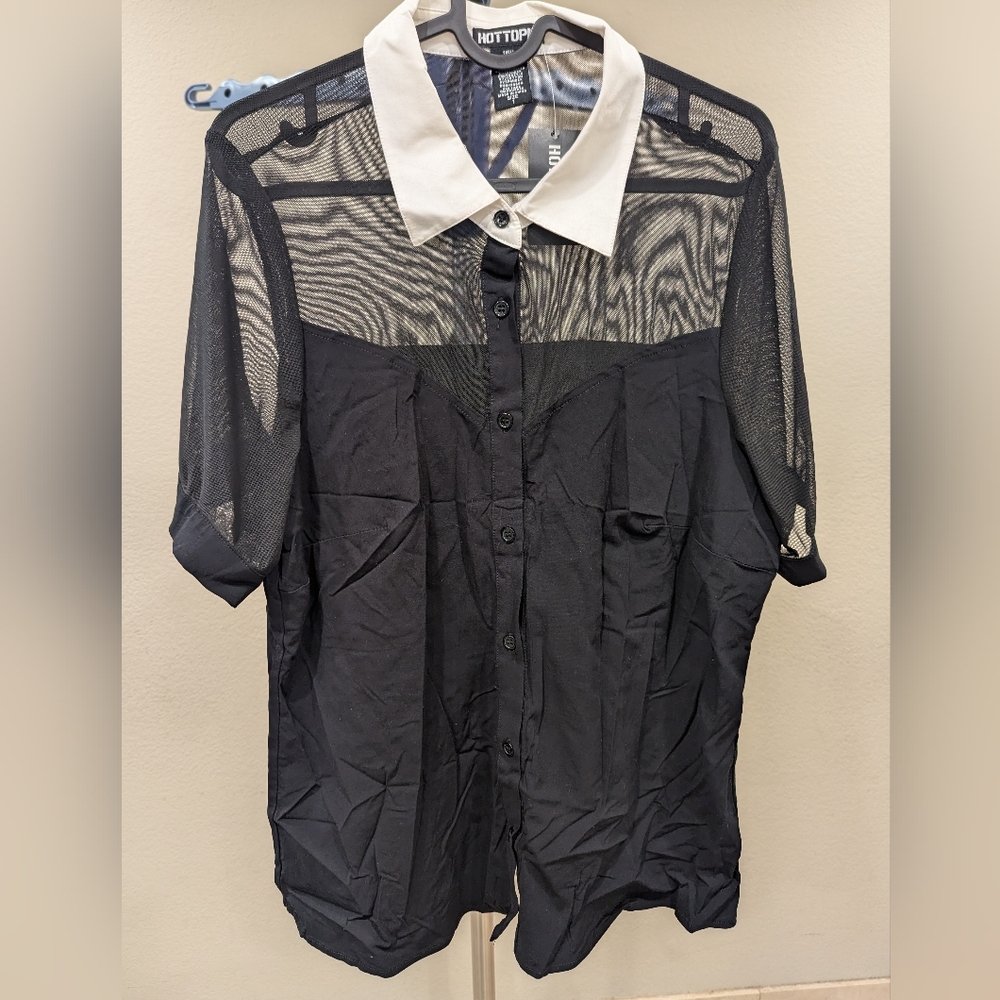 Collared Mesh Panel Top Plus Size 1 Black Hot Topic NWT